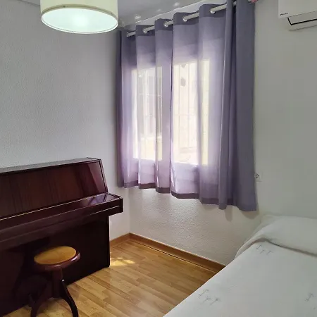 Atico Carrasco Apartman *